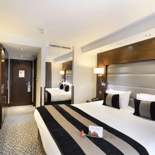 Crowne Plaza Hotel